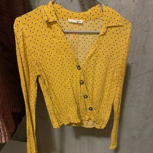 Long sleeved - crop collard shirt!